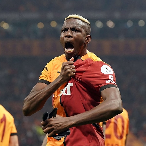 Osimhen Galatasaray'da kalacak mı?