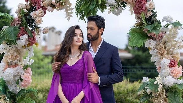 Töre ve aile baskısının dramatik etkilerini işleyen "Kuma" adlı dizi internet üzerinden izleyicisiyle buluşuyordu. Görseli