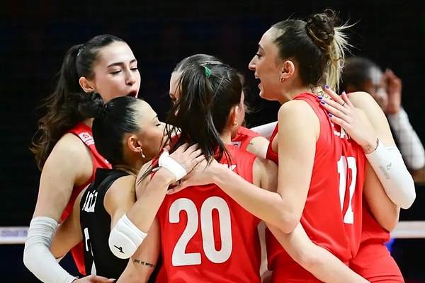 Milletler Ligi'nde Mücadele eden Filenin Sultanları, lige galibiyetle başlamıştı. Görseli
