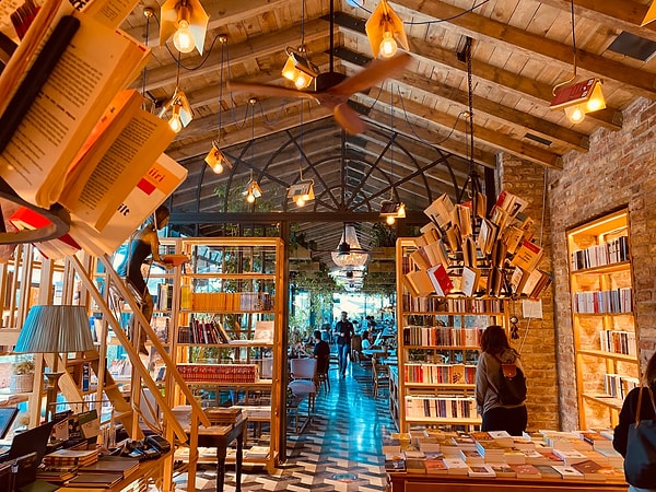11. Beşiktaş's Sahafs and Independent Bookstores