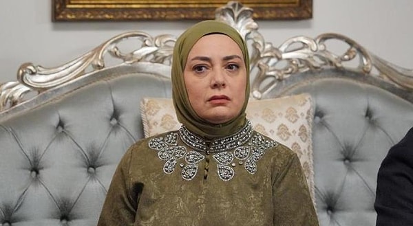 Kızılcık Şerbeti'nin Pembe'si Sibel Taşçıoğlu'nun kamera arkası görüntüleri gündem oldu.