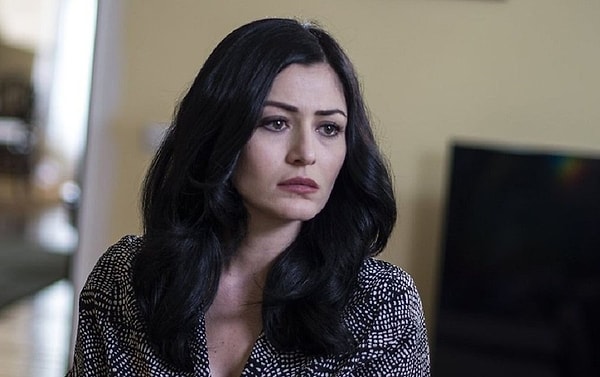Dizi daha şimdiden hepimizde 'çarpıntı' yarattı. Görseli