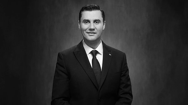 Ferdi Zeyrek'in ölümü sevenlerini yasa boğdu. Görseli
