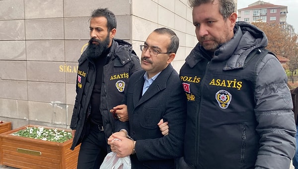 Diyanet İşleri Başkanlığı’nda müftü olarak görev alan  İshak Yıldırım, 12 yaşındaki kız çocuğuna attığı taciz mesajları sonrasında tutuklanmıştı.