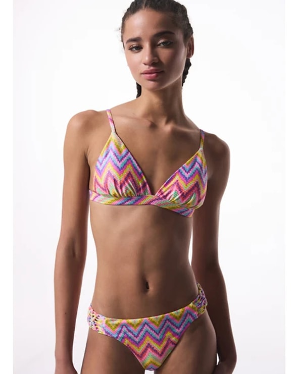 Penti Zigzag Desenli Üçgen Bikini Üstü
