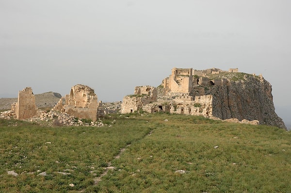 How to get to Anavarza?