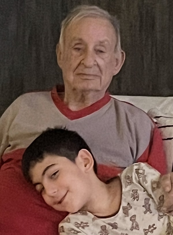 Petek Dinçöz