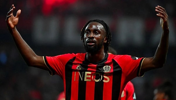 Son isim Evann Guessand oldu.