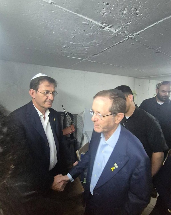 Öte yandan İsrail Cumhurbaşkanı Herzog’un İran’ın füzelerine karşı sığınakta saklandığı görüntü ortaya çıktı.