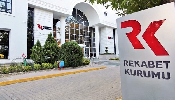 Rekabet Kurumu, Fakir Elektrikli Ev Aletleri aracılığıyla Vatan Bilgisayar, Teknosa ve MediaMarkt arasında rekabete aykırı şekilde dolaylı bilgi paylaşımı yapıldığı iddiasıyla başlattığı soruşturma kapsamında Vatan Bilgisayar hakkında kararını verdi.