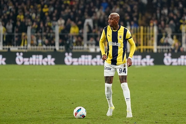 Sürpriz ayrılık yaşanabilir. Görseli