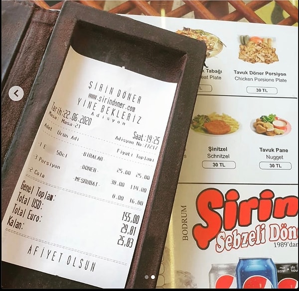 Bu da Bodrum'un ünlü sebze dönercisi. Bira 25 TL, döner 38 TL, kola 8 TL. Yani 4 yılda açılan makasa dikkat ederseniz, durumun vahametini daha iyi kavrayabilirsiniz.