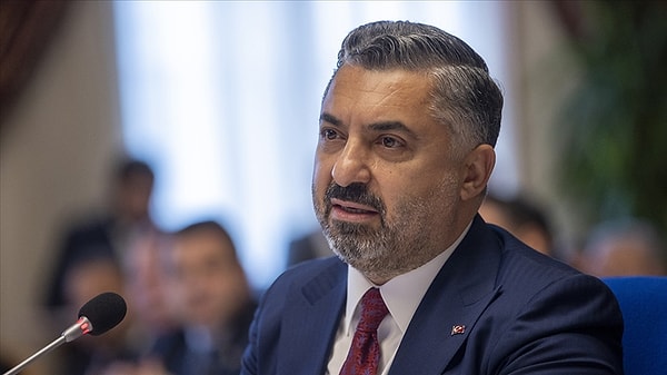RTÜK Başkanı Şahin, Üst Kurul Üyesi İlhan Taşcı’nın sosyal medya üzerinden yaptığı açıklamalara sert bir dille karşılık verdi.
