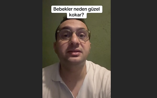 Bebeklerin güzel kokmasının sebebinin henüz ter, toksin, kirli hava gibi etmenlere henüz maruz kalmamış olmaları olarak bilinir. Görseli