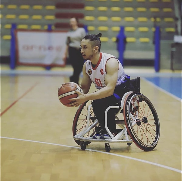 + Sizce engelli bireylerin spora katılımı neden önemli? Onlara ne tavsiye edersiniz?