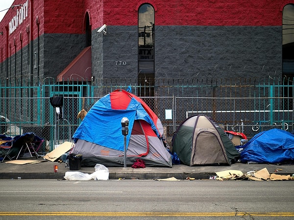 Amerikan rüyasının kabusa dönüştüğü yer: Skid Row
