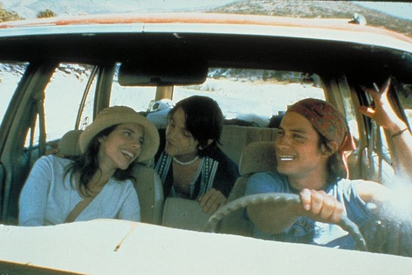 13. Y Tu Mamá También (2001)