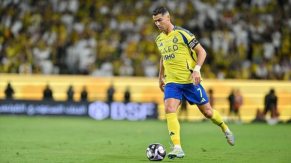 Ronaldo onay verdi.