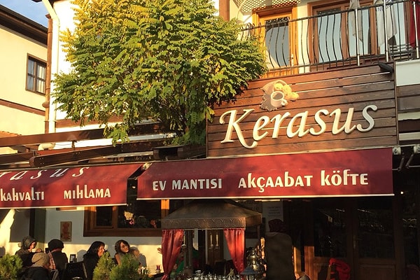 2. Kerasus