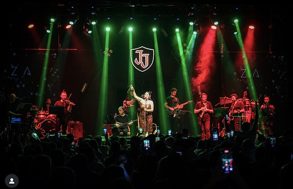 🎤 Live Turkish Pop Music Venues in Istanbul