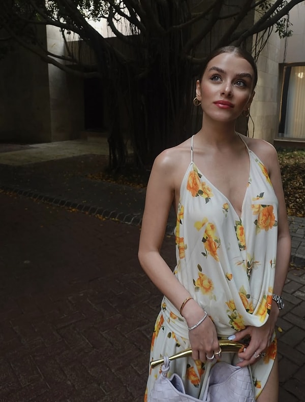 Personne ne connaît İlayda Alişan, dont la star s'est imposée avec des séries télévisées telles que « Çukur », « Masumiyet », « Seversin » et « Fire Birds » !