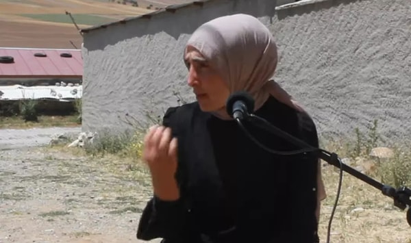 Ayşe Ekiz, Beyza ile küslüğüne dair "Dalga geçti benimle" diyerek kırgınlığını şu sözlerle dile getirdi: