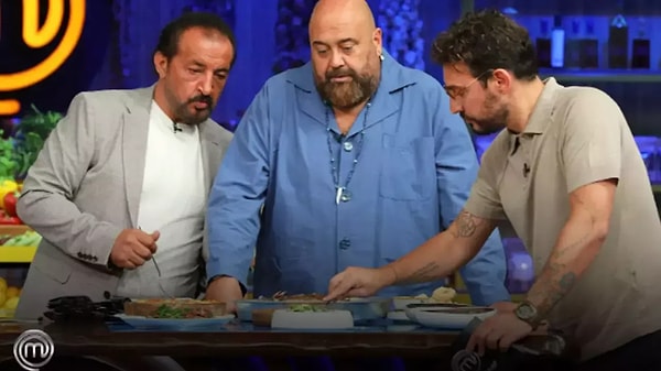 İlk turun ardından üçlü düelloların yapıldığı MasterChef için her sezon olduğu gibi bu sezon da "MasterChef kurgu mu?" sorusu gündeme geldi.