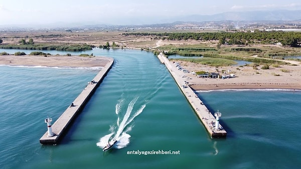 8. Bogaz Beach (Manavgat Strait)