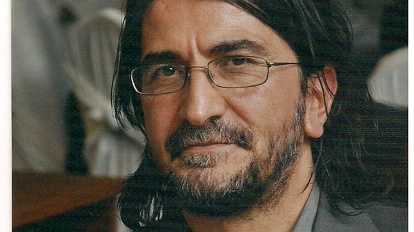 Gazeteci, yazar Nihat Genç, 69 yaşında hayatını kaybetti.