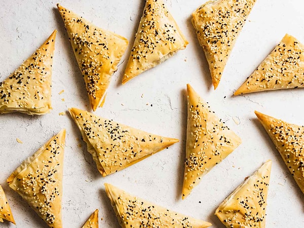 5. Peynirli Mini Börek ve Şekersiz Kurabiye