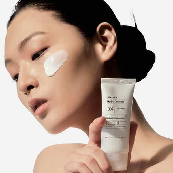 2. Barulab GreenTea Hydro Calming Sun Cream