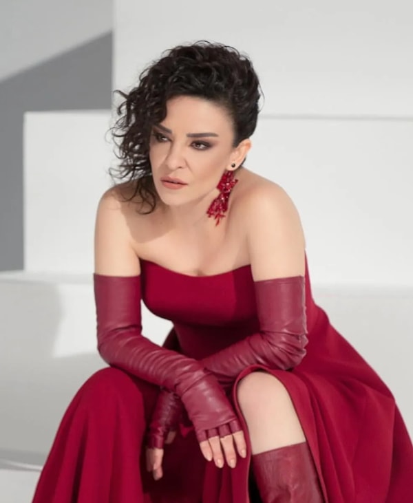 Model grubunun dağılması, hayranlarını derinden sarsmış ve 2016’dan itibaren bireysel projelere ağırlık verilmesiyle birlikte grup, resmi olarak dağılma kararı aldıklarını duyurmuştu.
