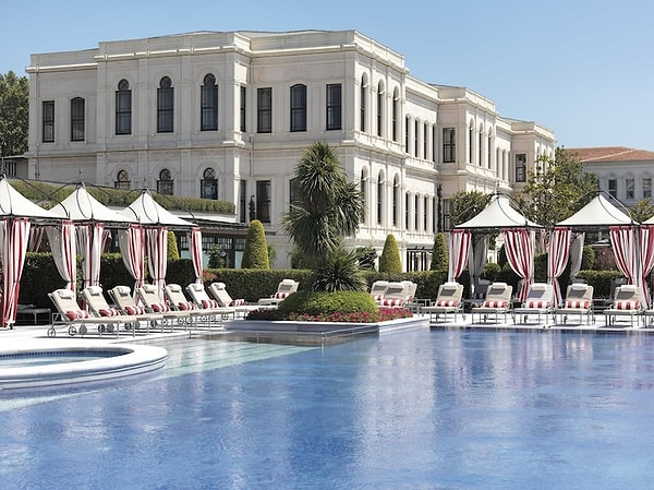 10. Four Seasons Bosphorus, Beşiktaş