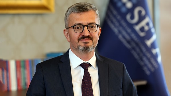 Burhanettin Duran Kimdir?