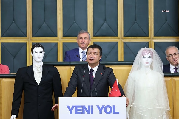 Düğün salonu, takı, kiralanacak ev, gelinlik, damatlık derken 2025 yılında evlilik maliyeti 1 milyon liraya kadar yükselmiş durumda.