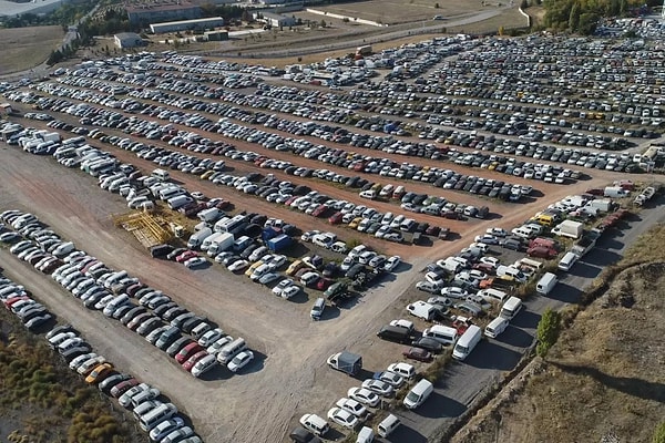 Yediemin otoparklarında aracı olanlar dikkat!