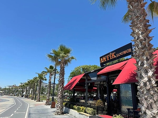 6. Antik Lounge Restaurant