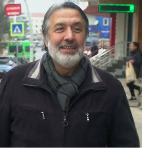 Mehmet Ali Tuncer'in uzun süredir kalp rahatsızlıkları nedeniyle tedavi gördüğü ortaya çıkarken ünlü isim 57 yaşında hayata veda etti.