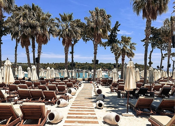 6. Yuzu Beach