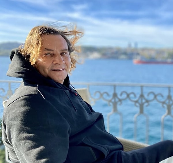 Armağan Çağlayan, televizyonun kendine has sesi, röportaj denince akla gelen ilk isimlerden biri, tanıtmaya gerek yok sanıyoruz!