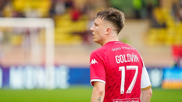 Golovin'in formalı hali Galatasaray taraftarını heyecanlandırdı.