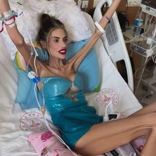 "Dediklerimizi Yaparsan Ablanı Rüyanda Görürsün"