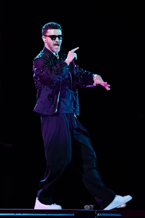Geçtiğimiz gece (30 Temmuz akşamı), dünyaca ünlü şarkıcı Justin Timberlake, tam 11 yıl sonra yeniden Türkiye'de, aramızdaydı.
