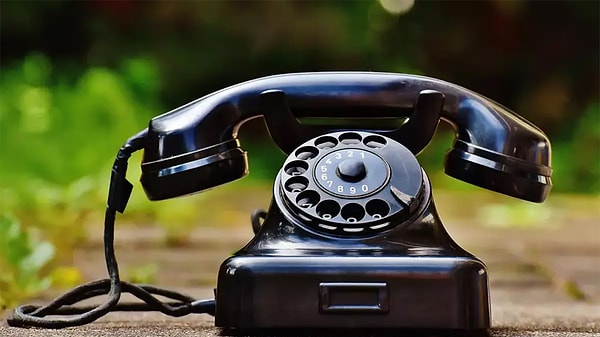 Her şey, kadranlı telefonların dönme süresiyle başladı.