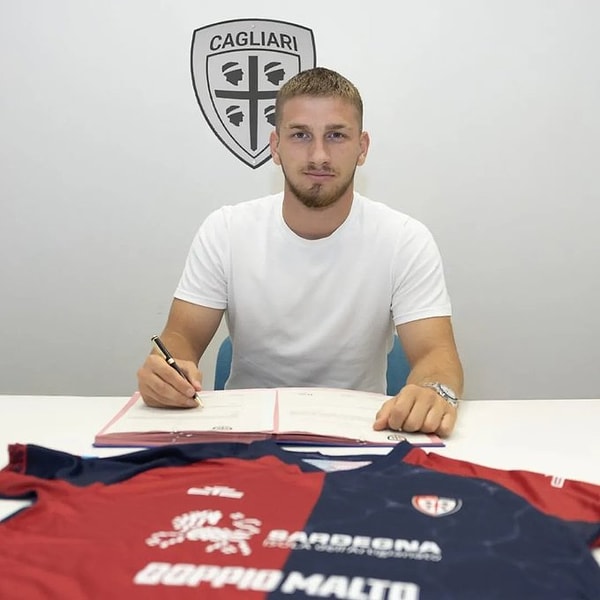 Transfer döneminde ismi sık sık İtalyan ekipleriyle anılan Semih Kılıçsoy Beşiktaş’tan ayrıldı.