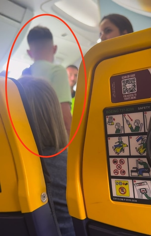 3 Temmuz’da Edinburgh Havalimanı’ndan İspanya’nın Alicante şehrine gitmek üzere kalkışa hazırlanan bir Ryanair uçağı, beklenmedik bir olay nedeniyle iki saat gecikmeyle havalandı.