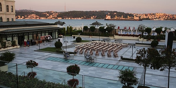 Four Seasons Hotel Bosphorus – Wings Cinema Experience on the Bosphorus