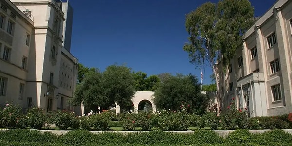 Kaliforniya Teknoloji Enstitüsü – Caltech (ABD)