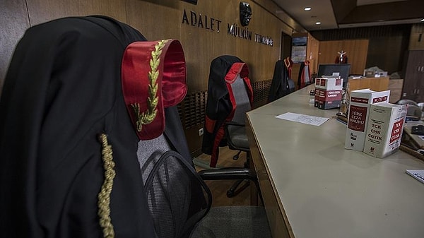 "An itibarıyla istifamı veririm.