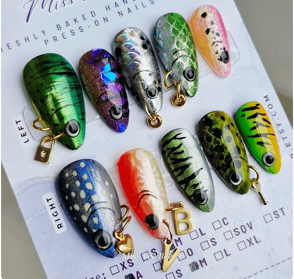 9. Şimdi de nail art severleri görelim!